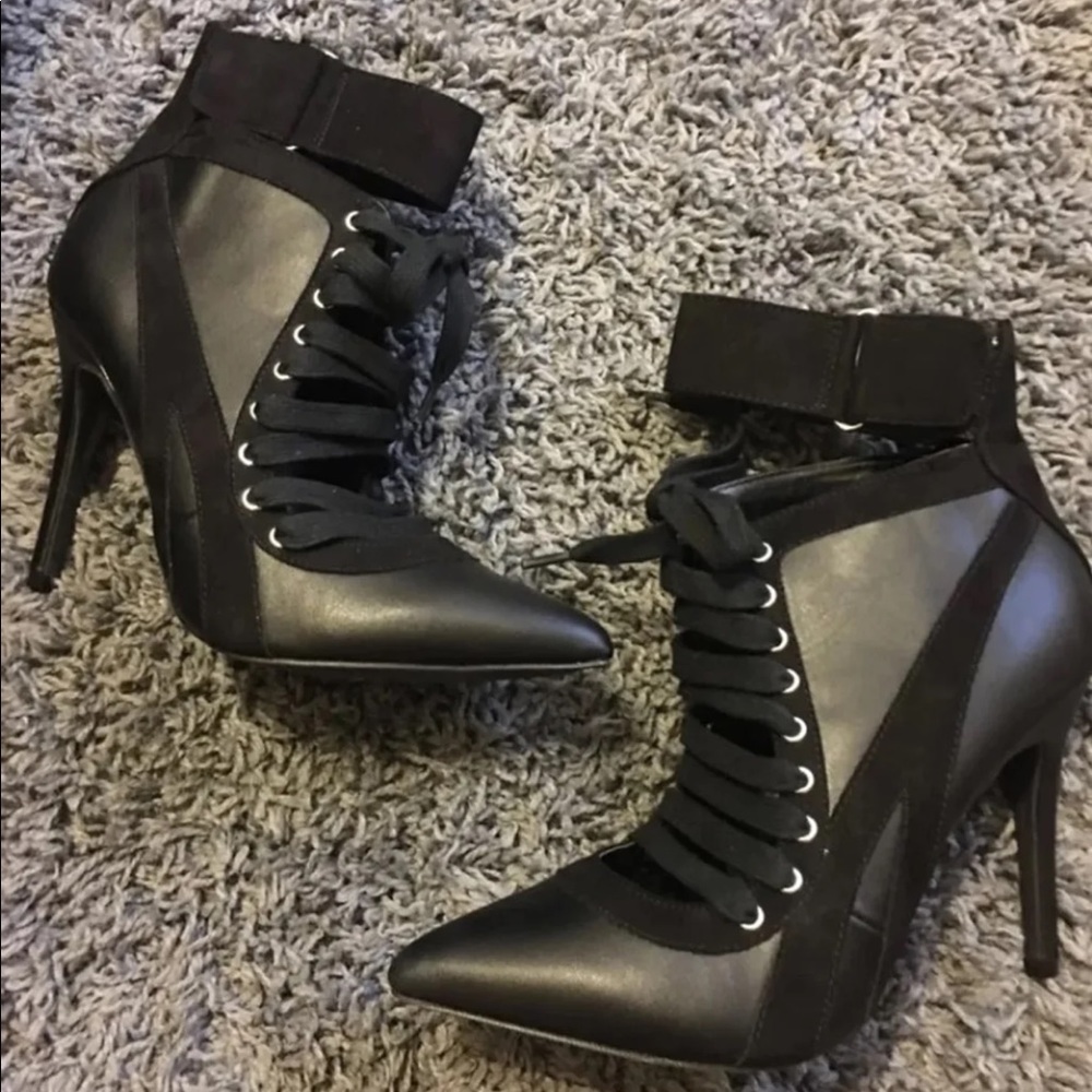 NEW BLACK SEXY STILETTO BOOTIES 7 BOOTS HEELS
